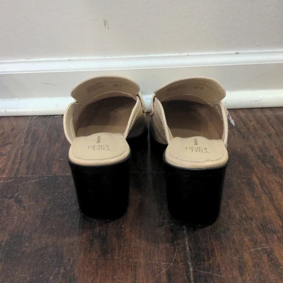 Time and Tru Women's Brielle Mules - Picture 3 of 10